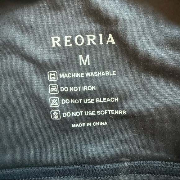 NWT reoria medium backless crop  tank top size medium - Picture 7 of 7